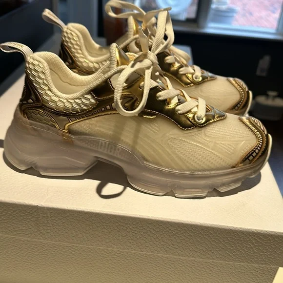 WORN ONCE perfect condition Dior Vibe sneakers, size 7 1/2! - Picture 4 of 12